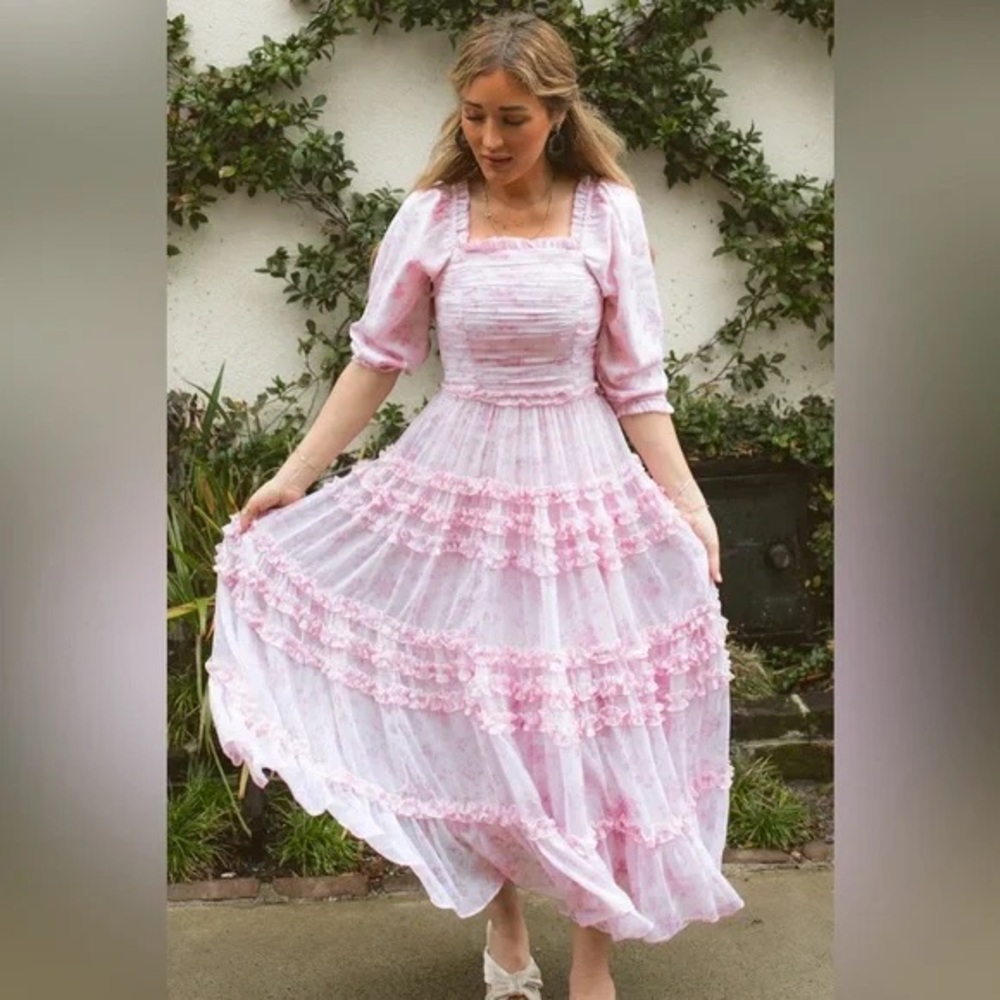 Ivy City Co Aniston Dress Floral Light Pink